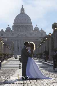Via Conciliazione leading to St Peter's Square and Basilica